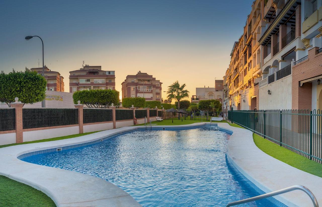 Apartamento 90 M2 En La Mejor Zona De Roquetas 滨海罗克塔斯 外观 照片