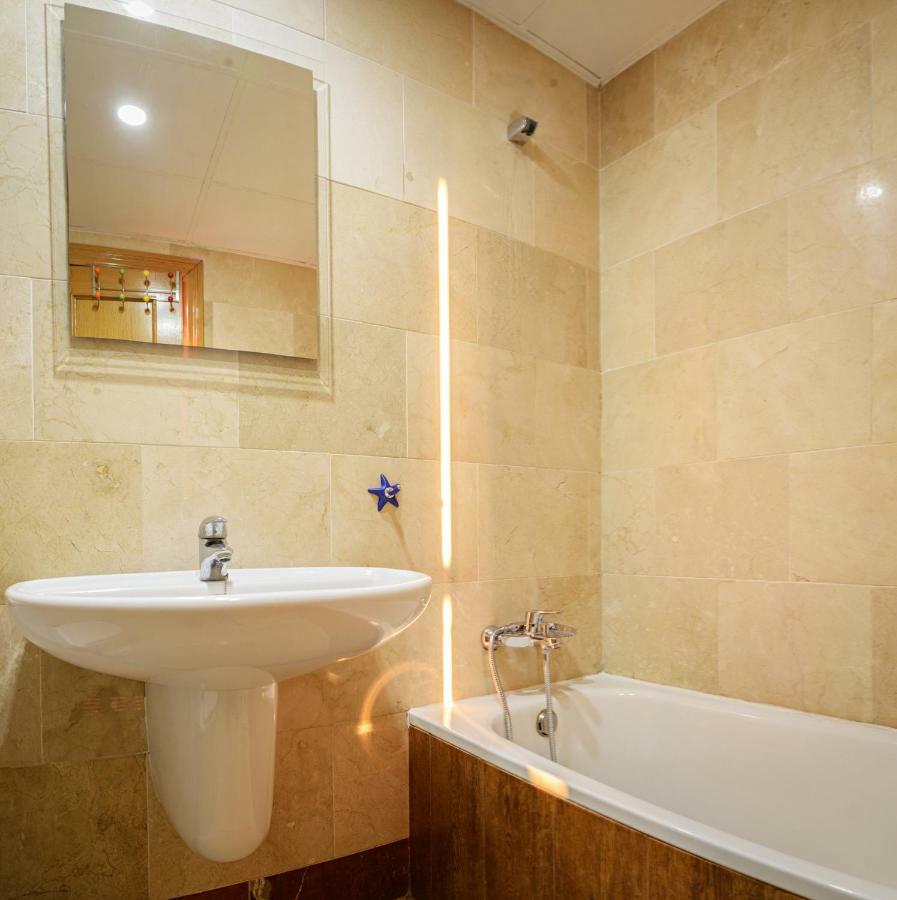 Apartamento 90 M2 En La Mejor Zona De Roquetas 滨海罗克塔斯 外观 照片
